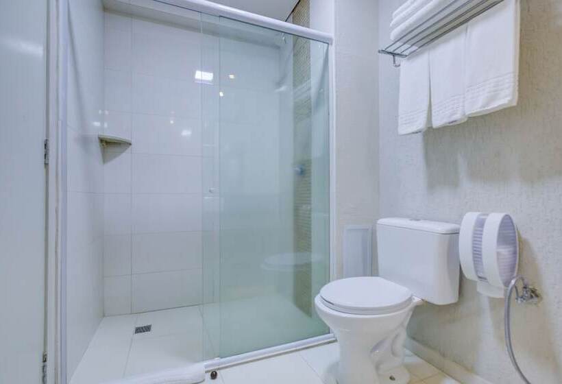 スーペリアトリプルルーム, Viale Tower