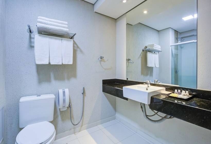 Quarto Triplo Superior, Viale Tower