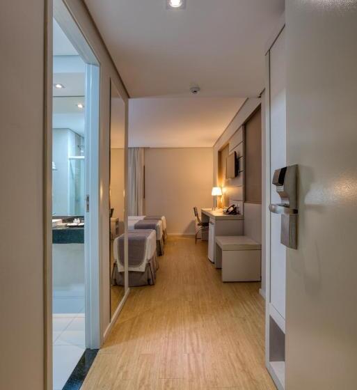 スタンダードトリプルルーム, Viale Tower