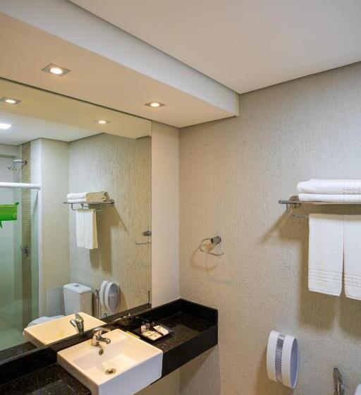 スタンダードトリプルルーム, Viale Tower