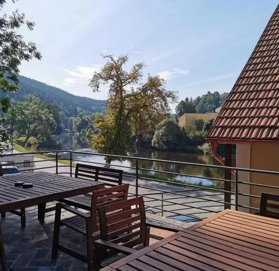 １ベッドルームのスーペリアアパートメント, Apartmány Rožmberk