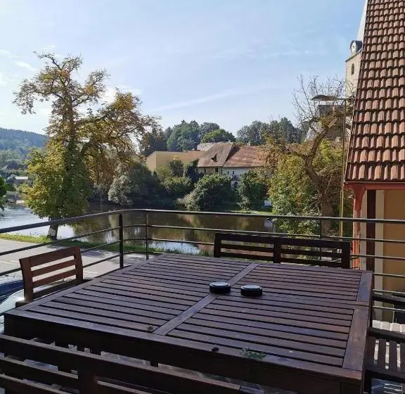 １ベッドルームのスーペリアアパートメント, Apartmány Rožmberk