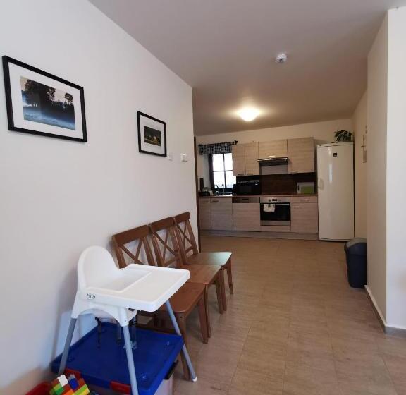 침실 1개 수피리어 아파트, Apartmány Rožmberk