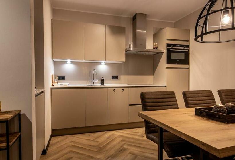 Апартаменты 2 Спальни, Astenblick Apartments With Sauna