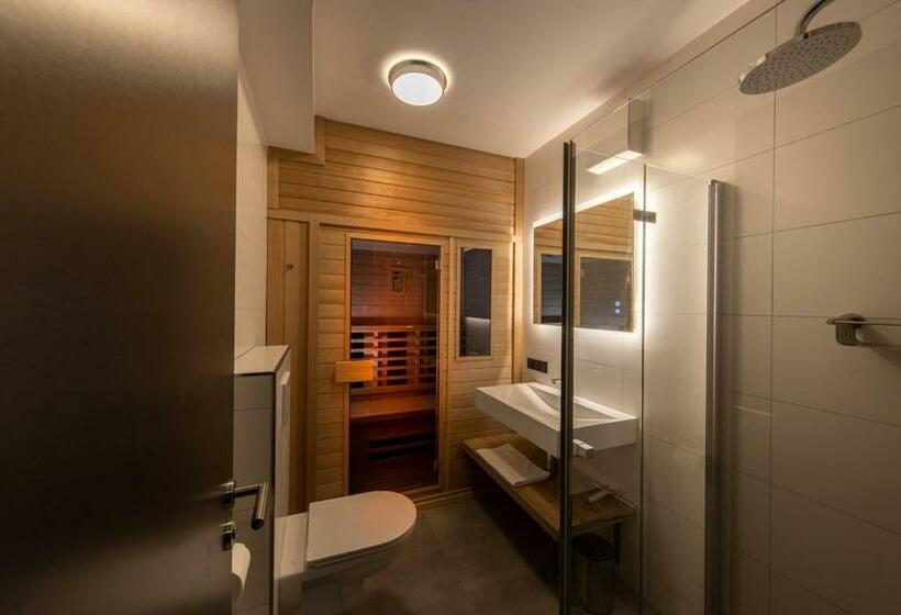 Апартаменты Deluxe 1 Спальня, Astenblick Apartments With Sauna