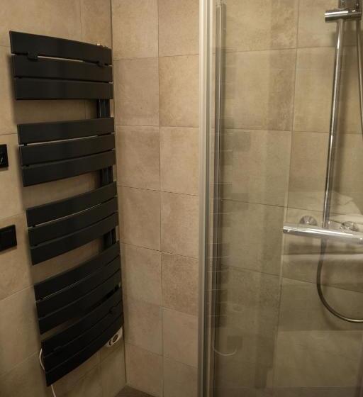 Апартаменты 3 Спальни, Astenblick Apartments With Sauna