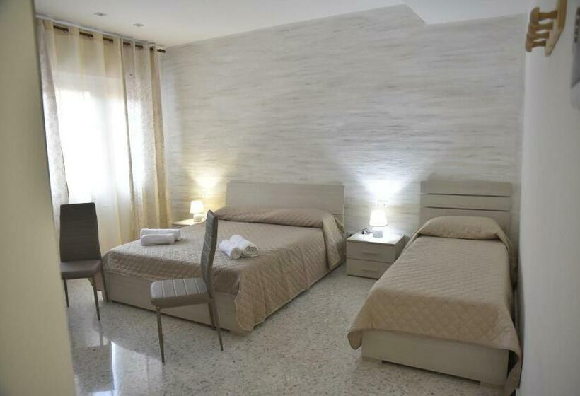 غرفة قياسية ثلاثية, B&b Stella