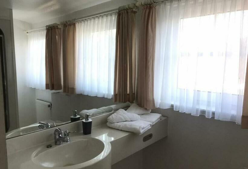 标准间, Restaurant Kranefoer