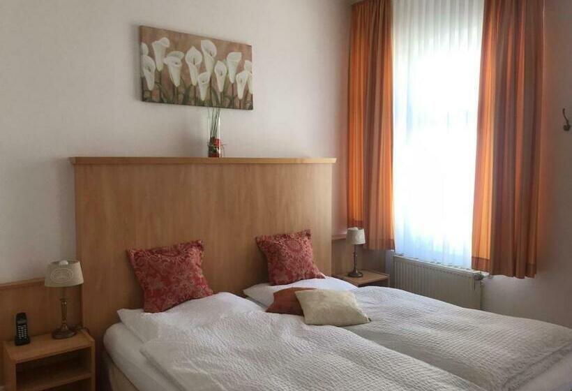 标准间, Restaurant Kranefoer