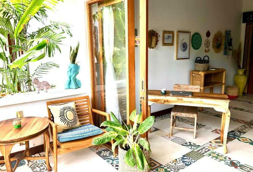 חדר סטנדרט נוף לגינה, Sriyana Uluwatu