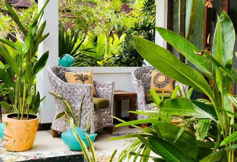 Quarto Estandar Vista Jardim, Sriyana Uluwatu