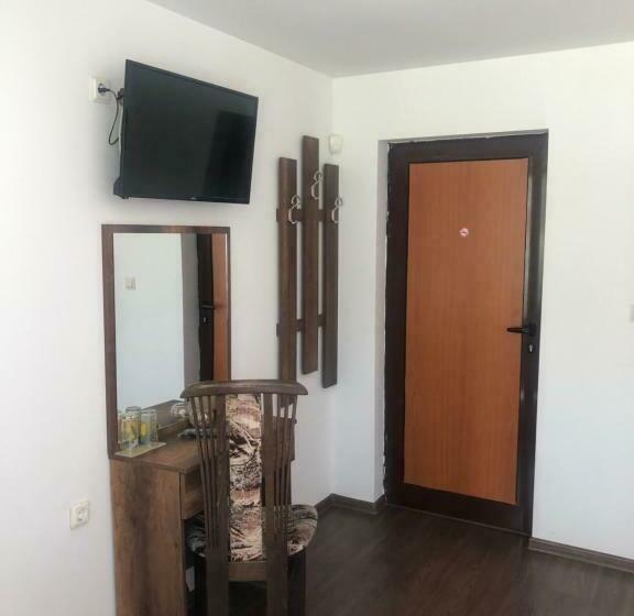 اتاق استاندارد, къща за гости радина