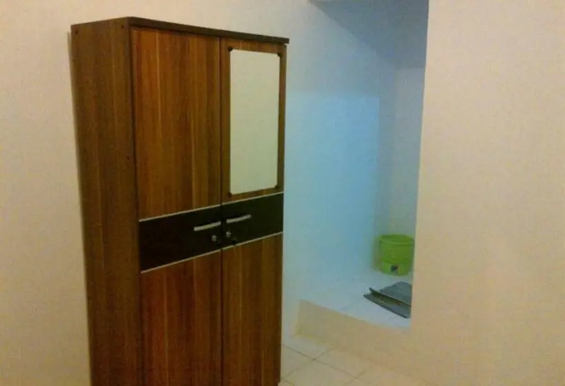 Standard Yhden Hengen Huone, Guesthouse Maura
