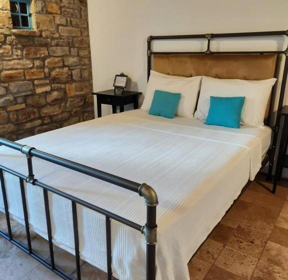 اتاق لوکس, Efli̇n Buti̇k Otel
