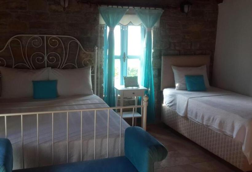 デラックストリプルルーム, Efli̇n Buti̇k Otel