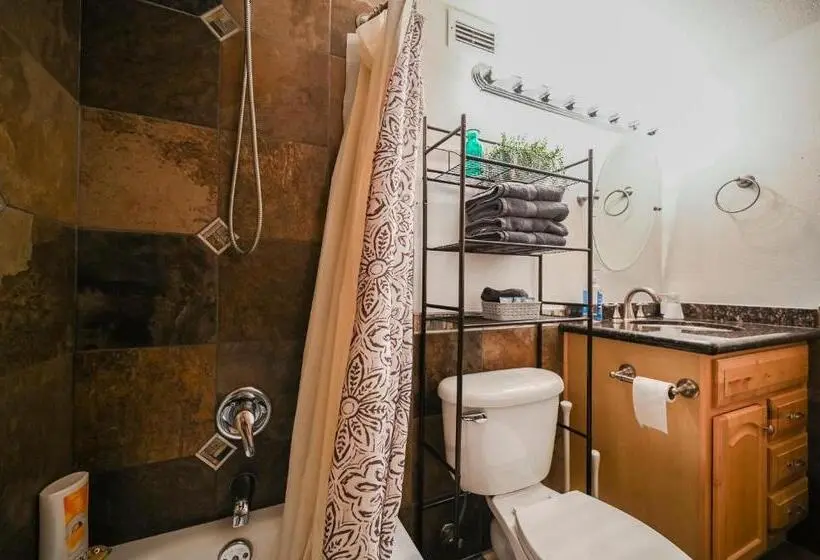 Deluxe-huoneisto 1 Makuuhuone, Stripviewsuites At Jockey Club