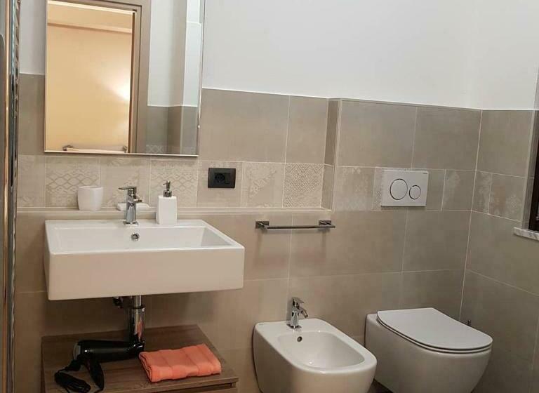 スタンダードルーム, B&b Al Civico16