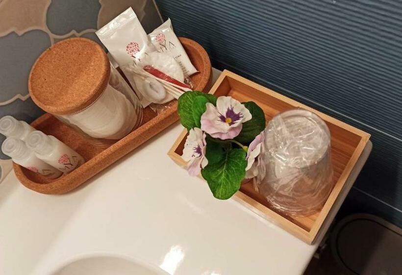 اتاق لوکس با بالکن, Casa Dalè