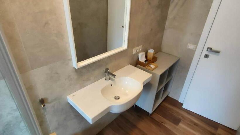 Standard room with outdoor bath, Casa Dalè