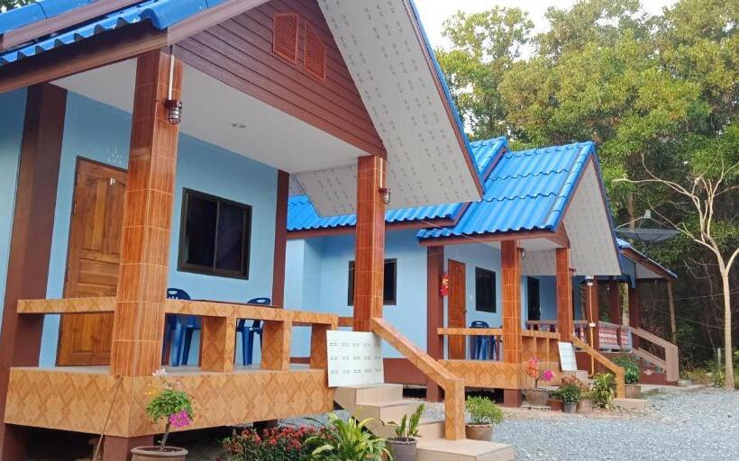 חדר סטנדרט לארבעה, Yahle Villa เยห์เล่วิลล่า