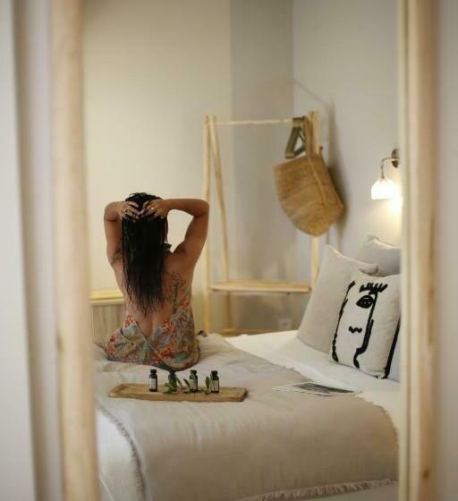 Люкс с гидромассажем, Hôtel Les Suites Du Maquis