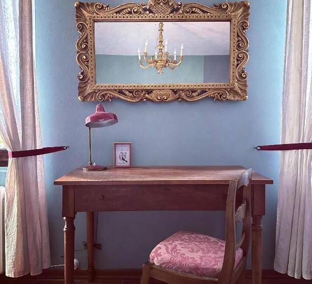 سوییت با چشمانداز باغ, B&b Podere Merlo