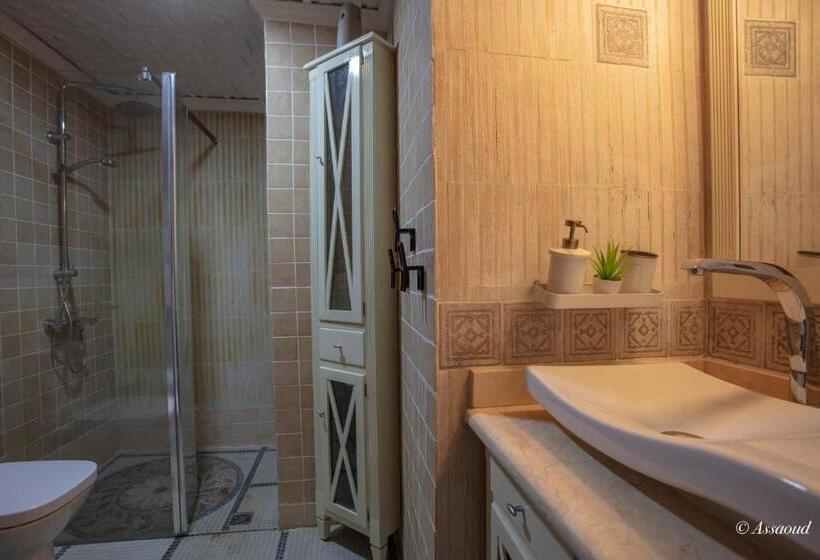 بانگلوی لوکس, El Cortijo & Spa