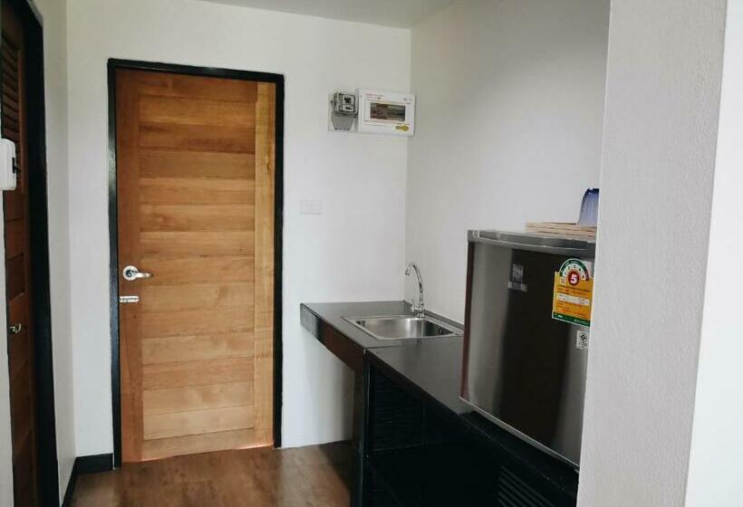 디럭스 룸, บ้านเพลิน