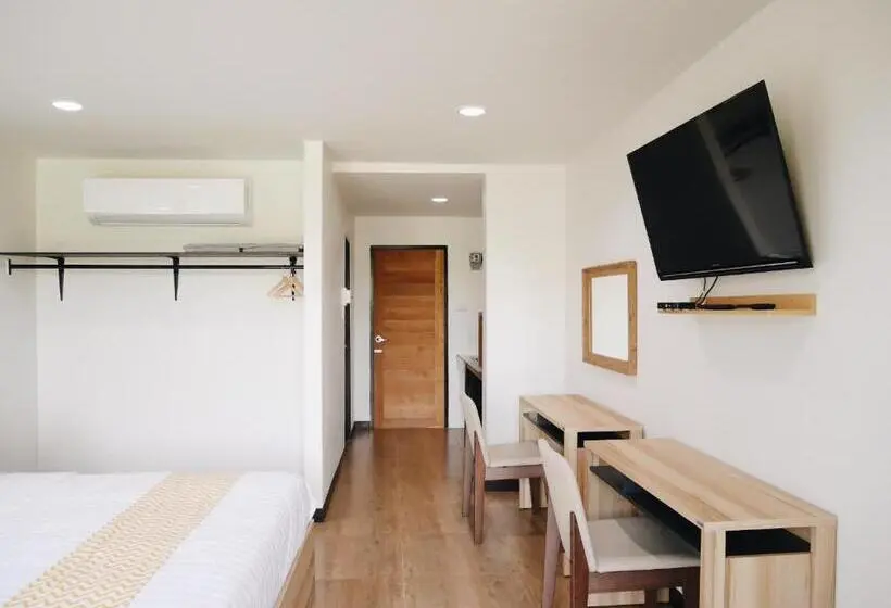 デラックスルーム, บ้านเพลิน