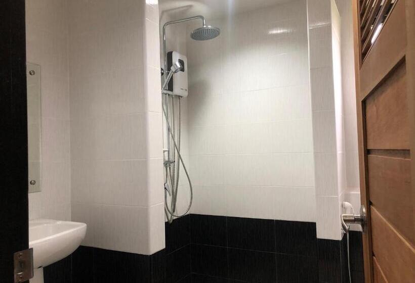 디럭스 룸, บ้านเพลิน