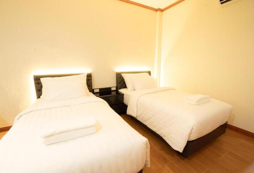 غرفة قياسية, Baan Anong