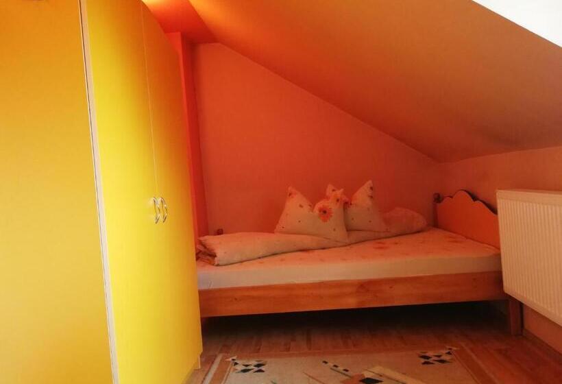Номер Стандарт Совместная Ванная, Casa Cozorici