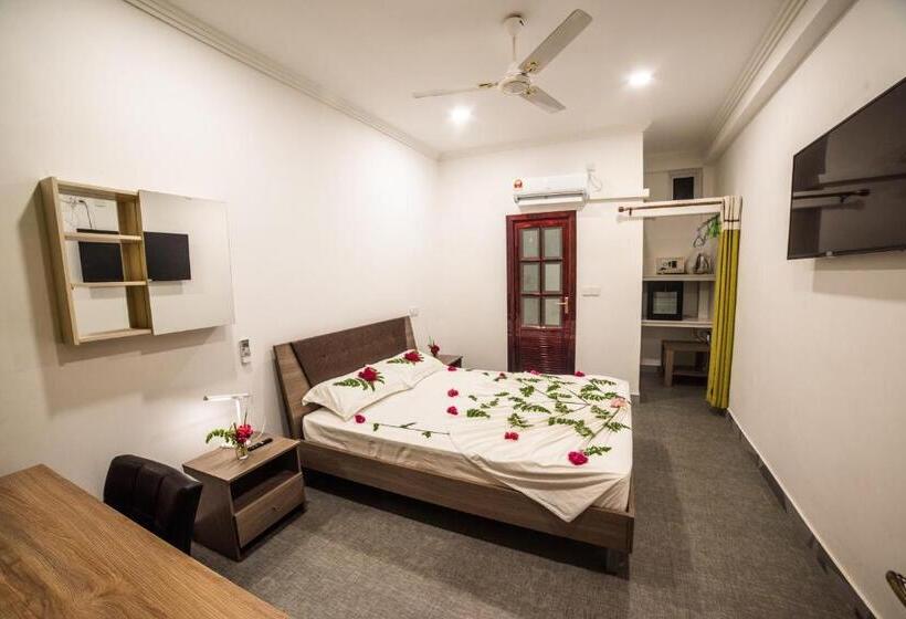 اتاق لوکس, Dhangethi Inn