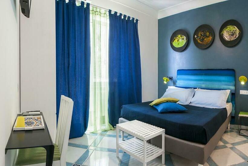 غرفة قياسية مزوَّدة بشُرفة, B&b Amalfè