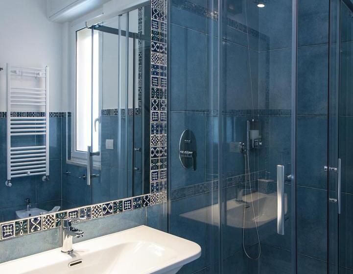 غرفة قياسية مزوَّدة بشُرفة, B&b Amalfè