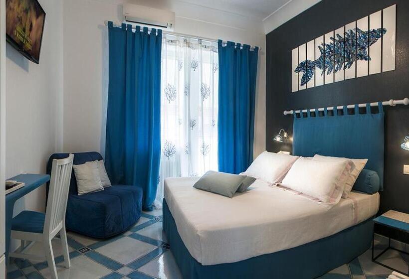 غرفة قياسية مزوَّدة بشُرفة, B&b Amalfè