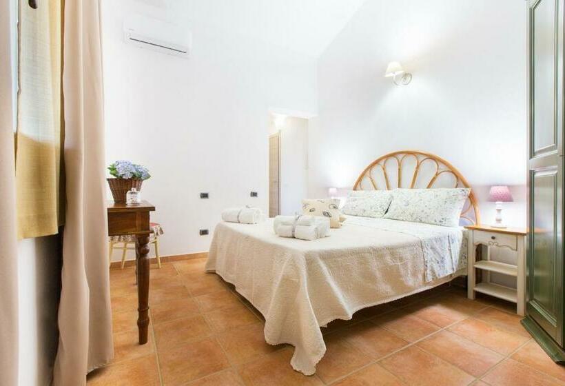 Standard-huone, B&b La Vela Chia