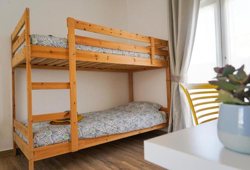 חדר סטנדרט לארבעה, Casa Codebò Bed & Breakfast