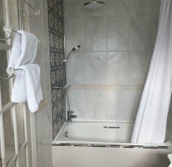 带大床的高级房间, Harry S Bed And Breakfast