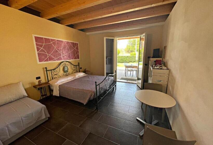 Номер Стандарт, Agriturismo Scannaporco