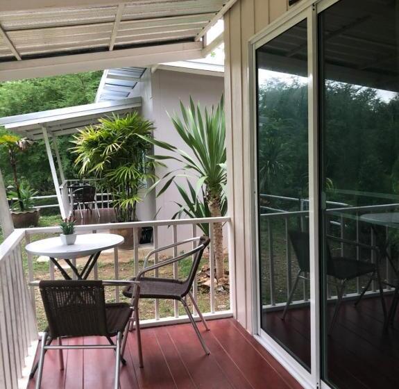 Standard Szoba King Size Bed, ทับศิลารีสอร์ท Tubsila Resort