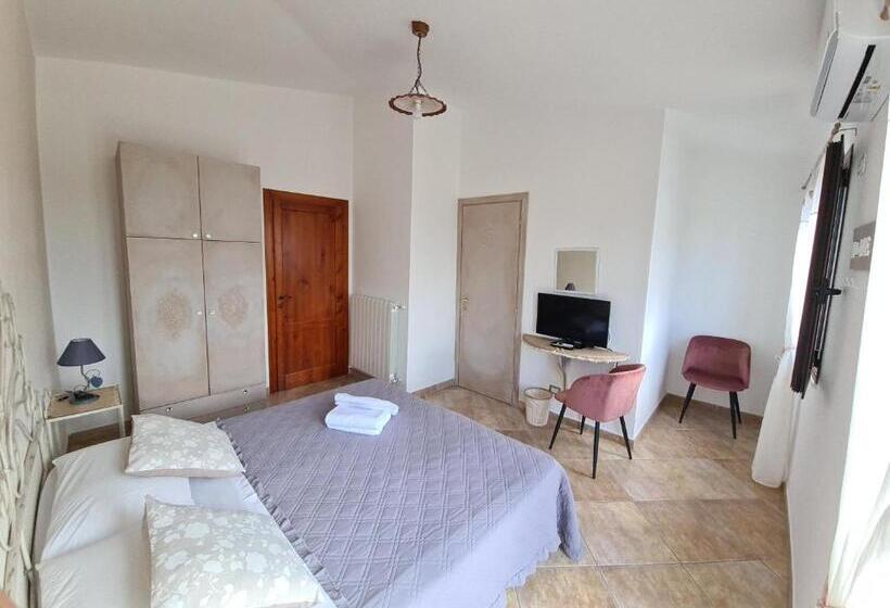 غرفة قياسية مطلة على الجبل, B&b Tiscali