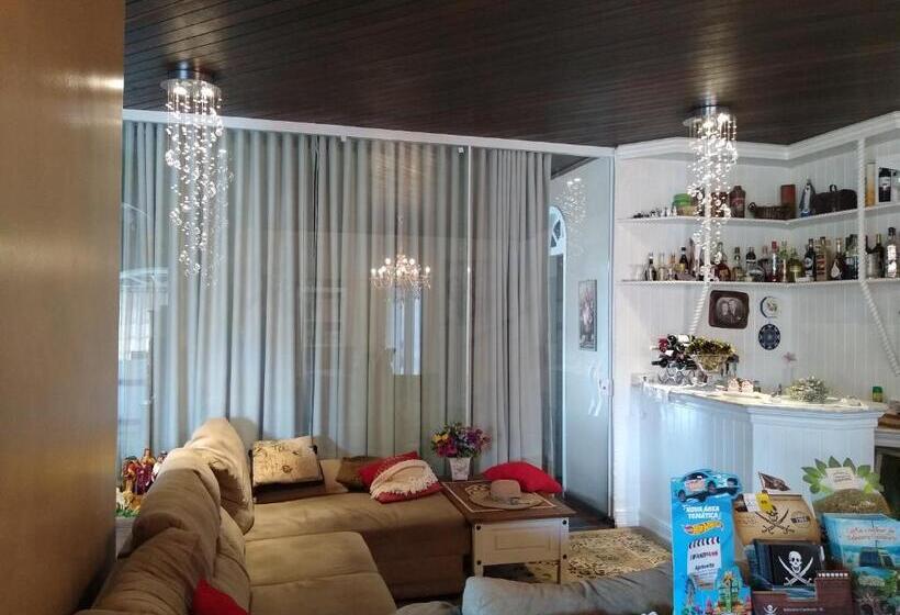 اتاق استاندارد چهار تخته, Casa Da Oma