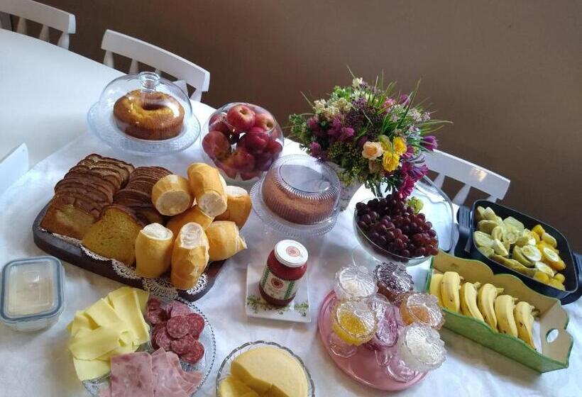 اتاق استاندارد چهار تخته, Casa Da Oma