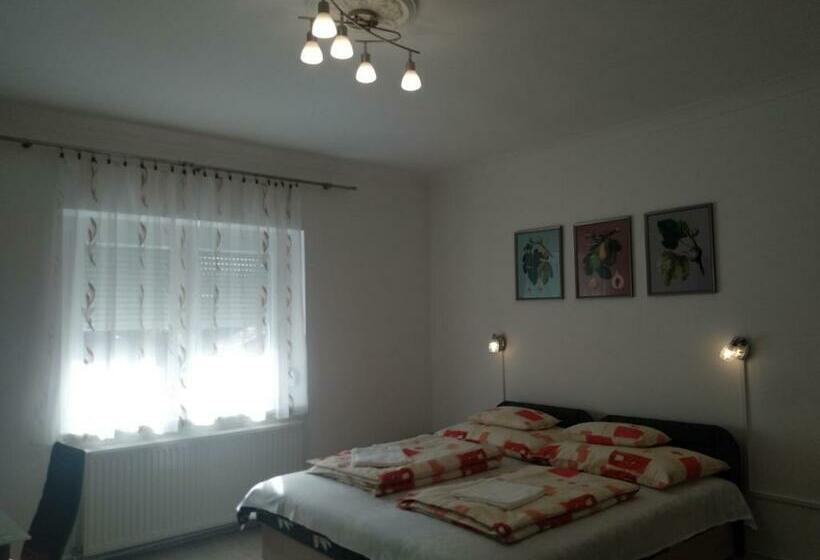 스탠다드 룸, Füge Vendégház