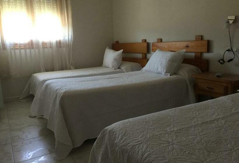 스탠다드 룸 산 전망, Hostal Sierra De Gredos