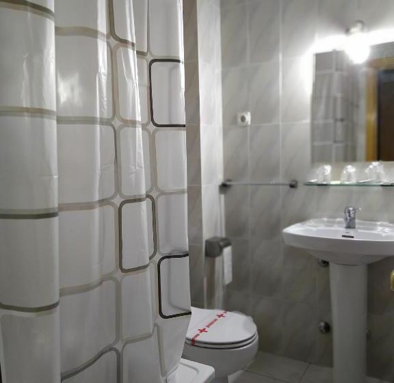 스탠다드 룸 가든 전망, Hostal Sierra De Gredos