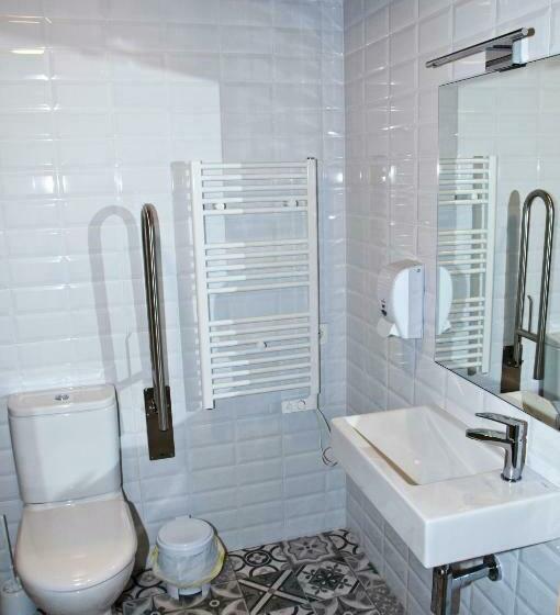 غرفة قياسية, Pension Serrano