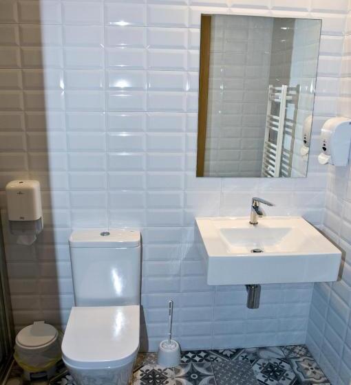 غرفة قياسية, Pension Serrano