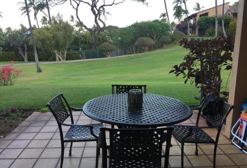 Студио Стандарт Вид на Сад, 9b Ekahi Village Studio Bath, Garden View   1 Minute Stroll To Beach!